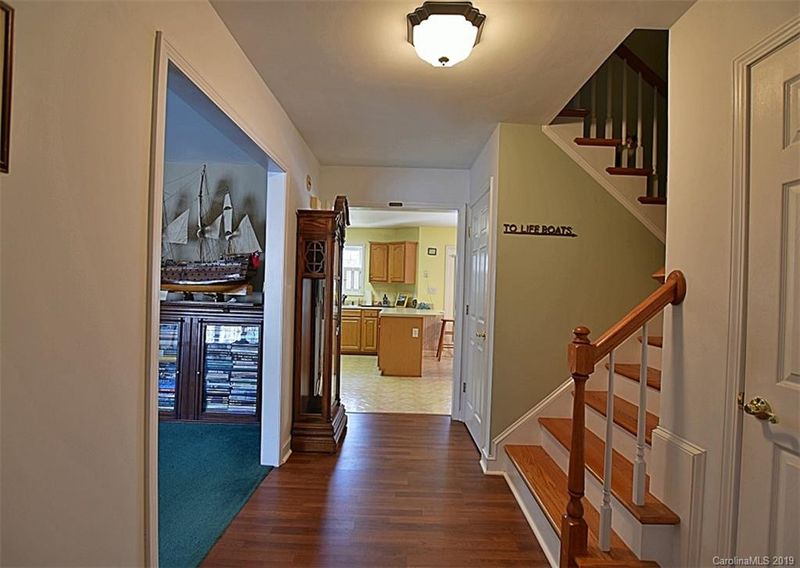 12079 Marsh Hen Ln, Tega Cay, SC 29708