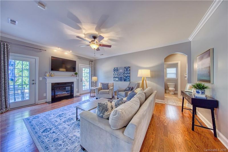 3664 Privette Rd #301, Matthews, NC 28104