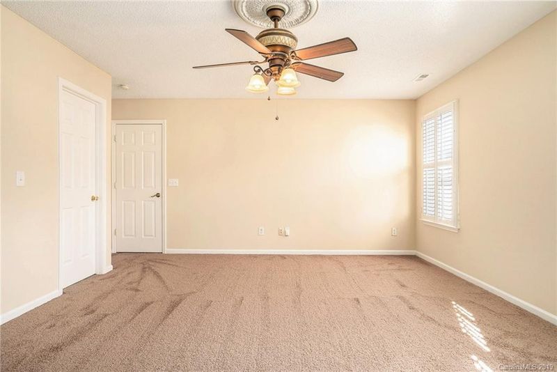 4107 Hunters Trail Dr, Indian Trail, NC 28079
