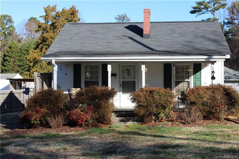 605 E 23rd St, Kannapolis, NC 28083