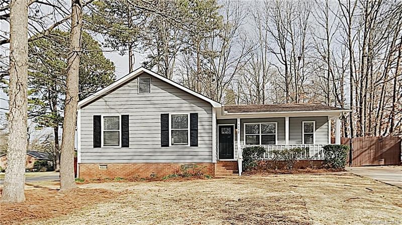 5132 Glenview Ct, Charlotte, NC 28215