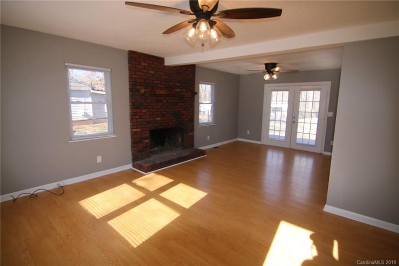 106 Stanfield Dr, Stanley, NC 28164