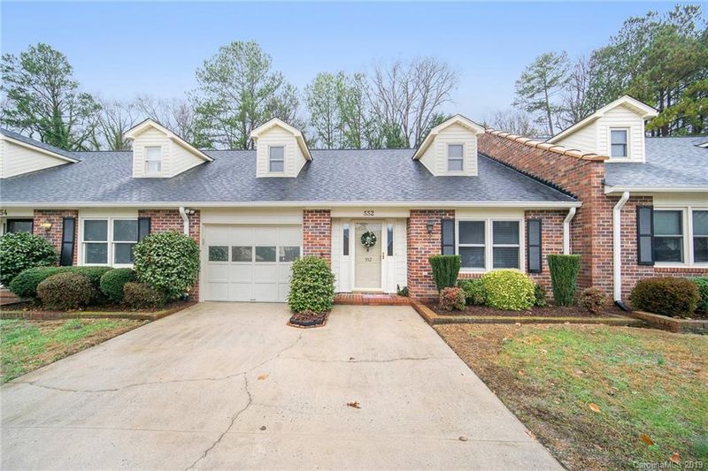 552 Camrose Cir, Concord, NC 28025