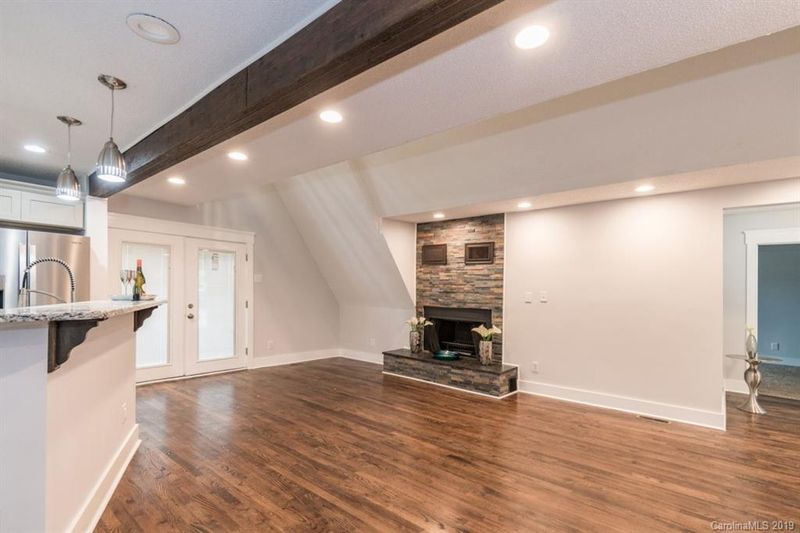 4146 Marquesas Ave, Tega Cay, SC 29708