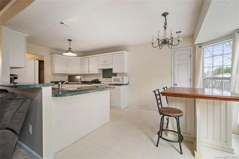 2516 Governors Pointe Ct, Concord, NC 28025
