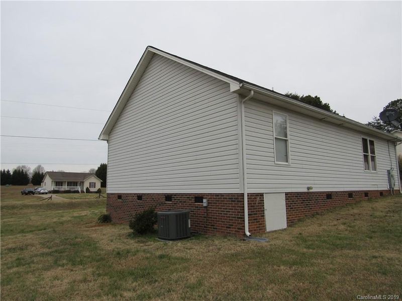 7331 Hallman Mill Rd, Vale, NC 28168