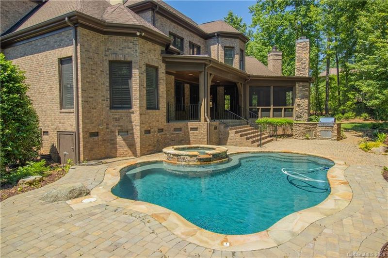 9032 Pine Laurel Dr, Weddington, NC 28104