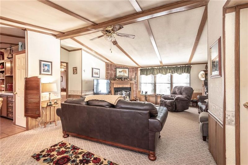 1586 Pheasant Ln, Denver, NC 28037