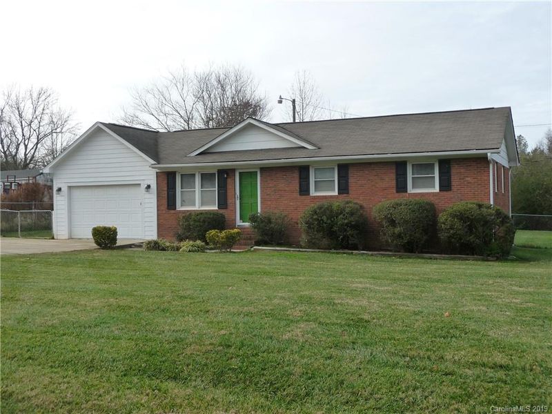 124 Kennerly Dr, Indian Trail, NC 28079