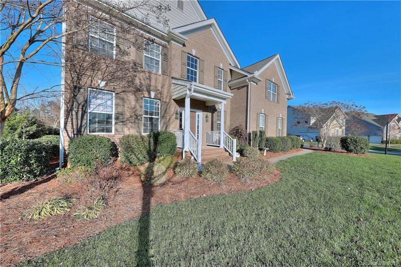 901 Putney Ct, Matthews, NC 28104