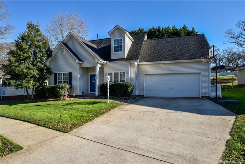 204 Howe St, Belmont, NC 28012