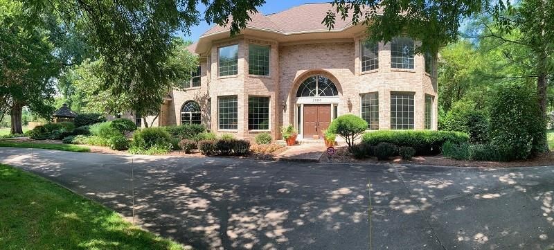 2080 6th St NW, Hickory, NC 28601