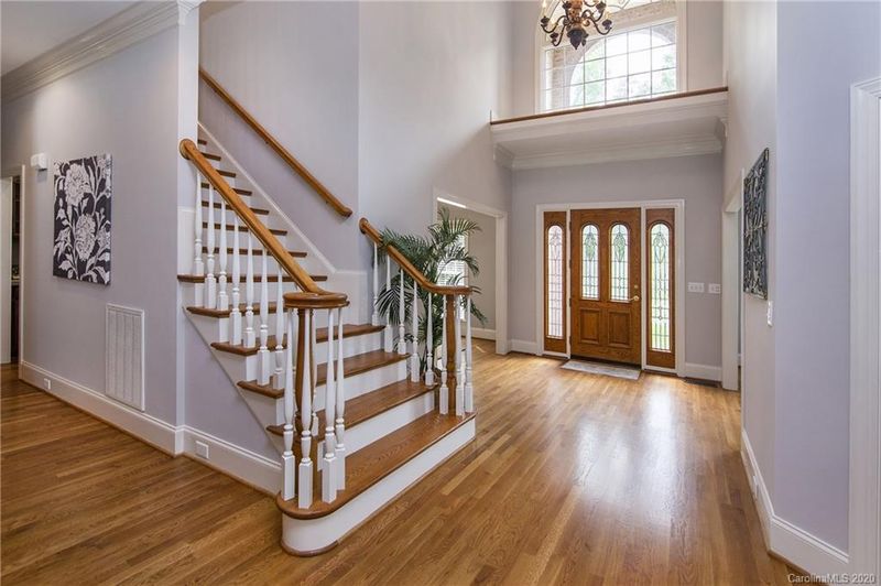 6239 Chamar Cir, Kannapolis, NC 28081