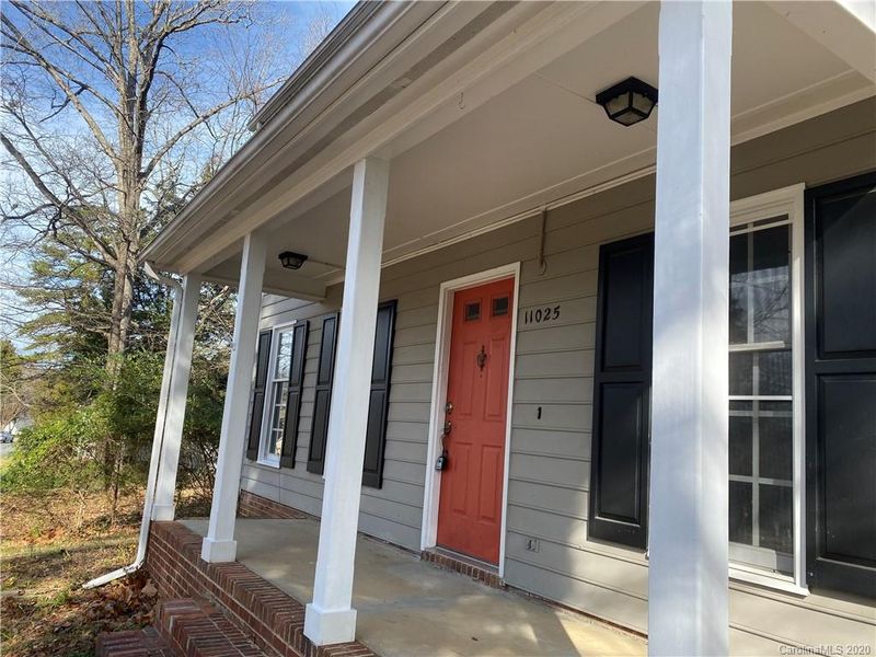 11025 Ballards Pond Ln, Matthews, NC 28105