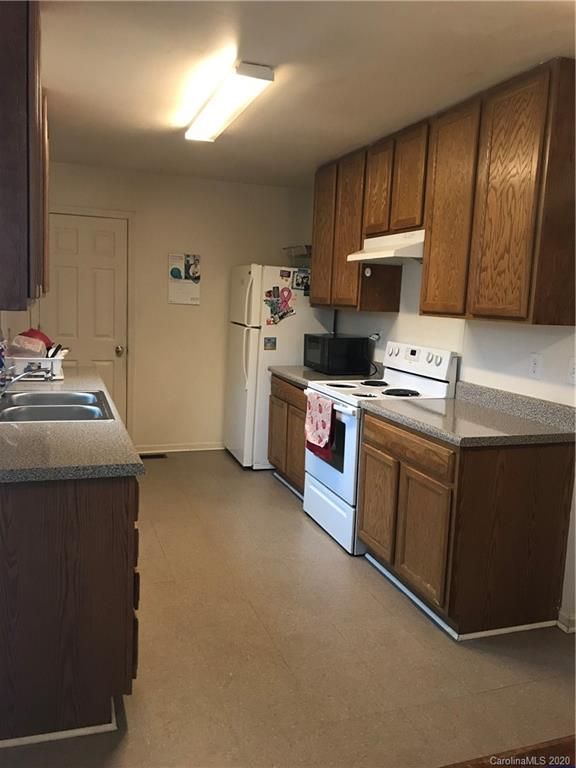 808 Mcarthur Ave, Charlotte, NC 28206