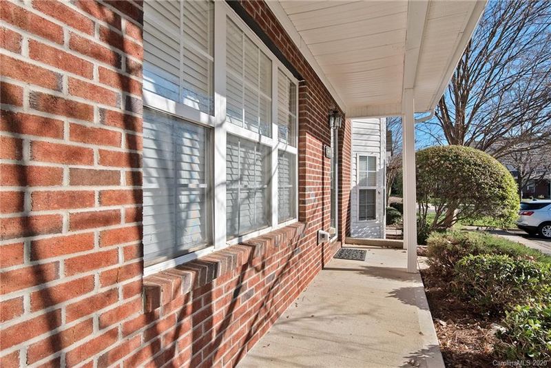260 Arlington Downs Blvd, Matthews, NC 28104