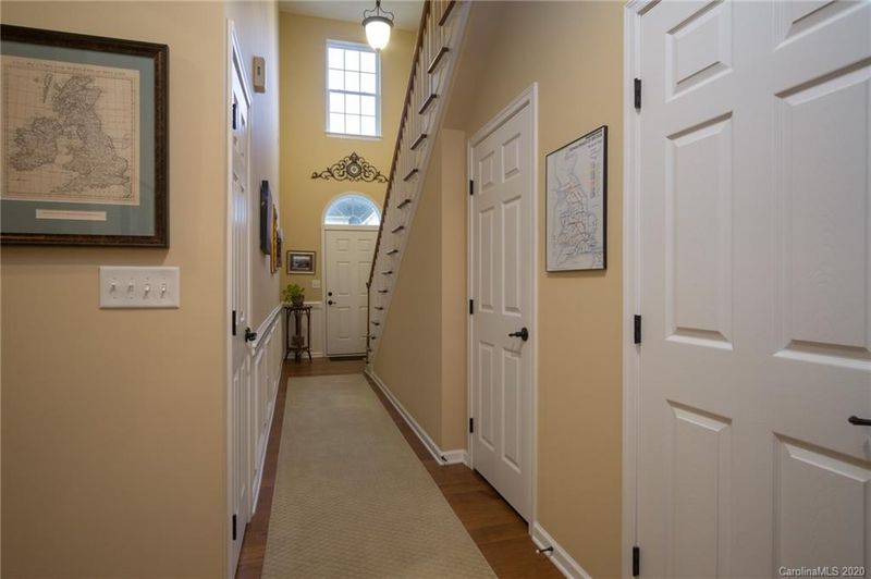 506 Sailview Dr, Tega Cay, SC 29708
