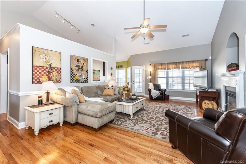 111 Quail Haven Dr, Troutman, NC 28166
