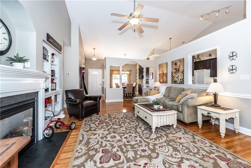 111 Quail Haven Dr, Troutman, NC 28166