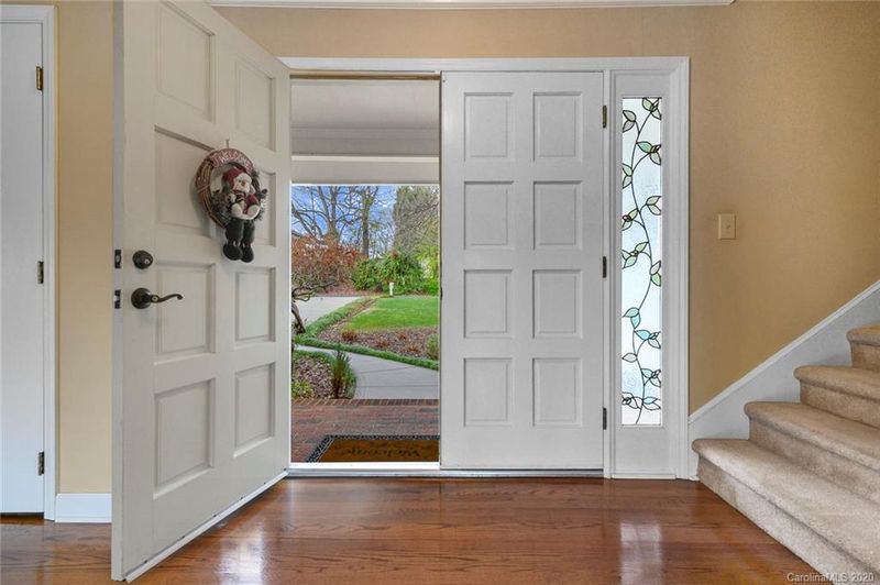 8007 Serendipity Ln, Charlotte, NC 28277