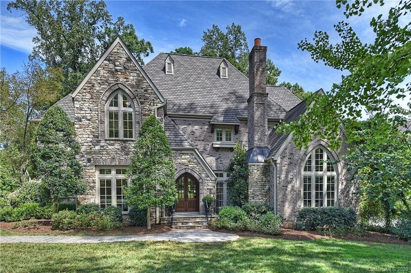 3919 Abingdon Rd, Charlotte, NC 28211