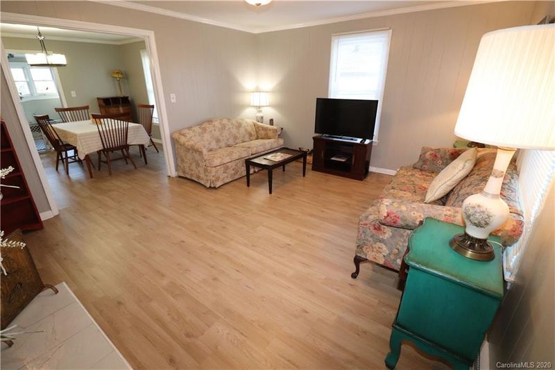 403 S Boyd St, Gastonia, NC 28052