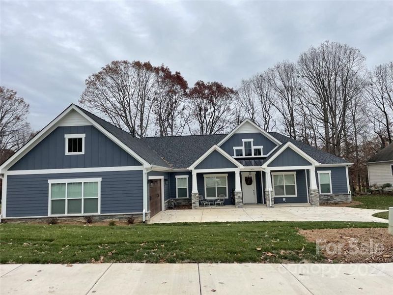 7434 Golf Course Dr S, Denver, NC 28037