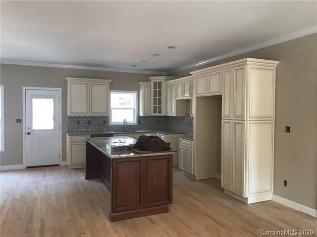 7164 Sparrow Ln, Vale, NC 28093