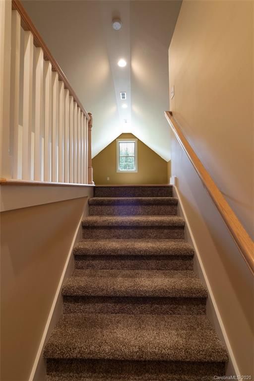 7164 Sparrow Ln, Vale, NC 28093