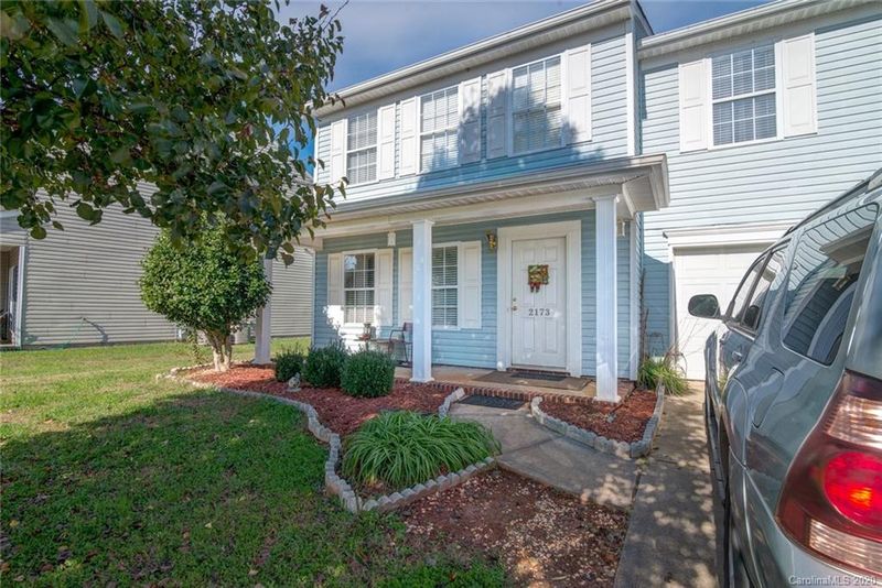 2173 Edenderry Dr, Statesville, NC 28625