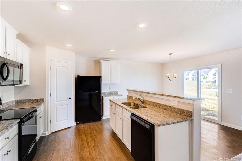 2046 Talbert Ct, Charlotte, NC 28214