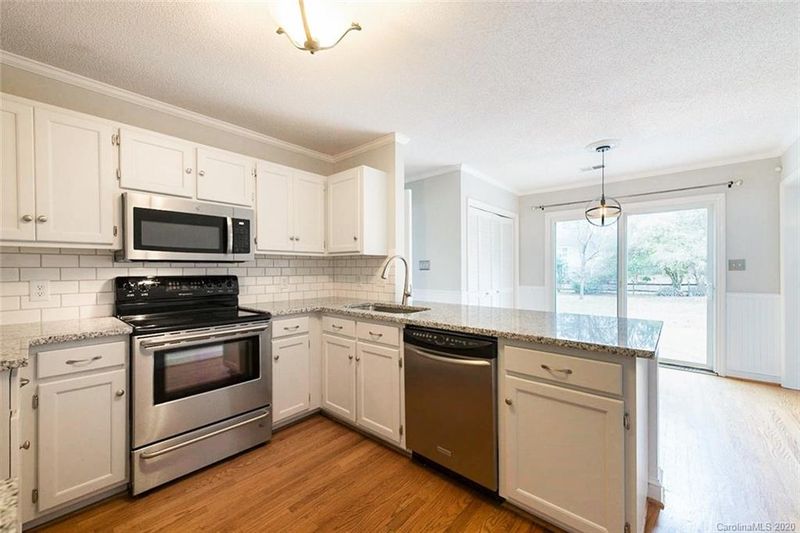 9800 Deer Spring Ln, Charlotte, NC 28210