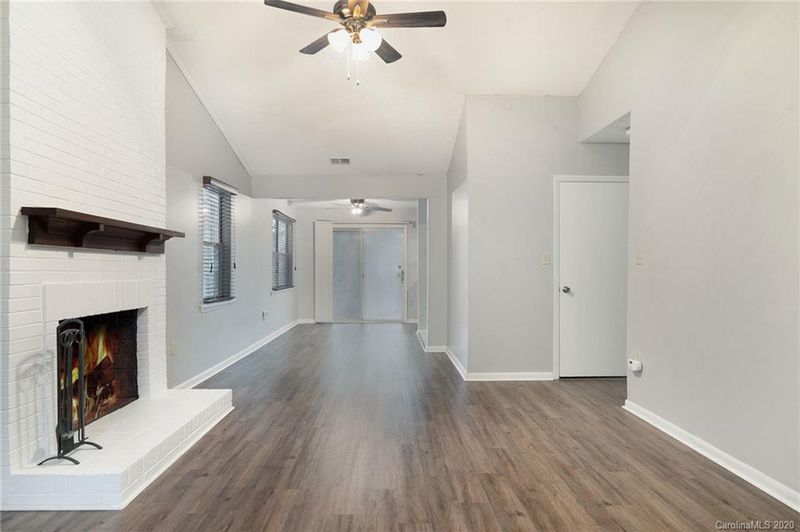 6723 Marston Ct, Charlotte, NC 28215