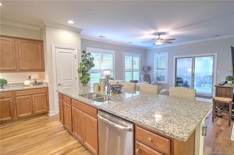 180 Flat Rock Dr, Denver, NC 28037