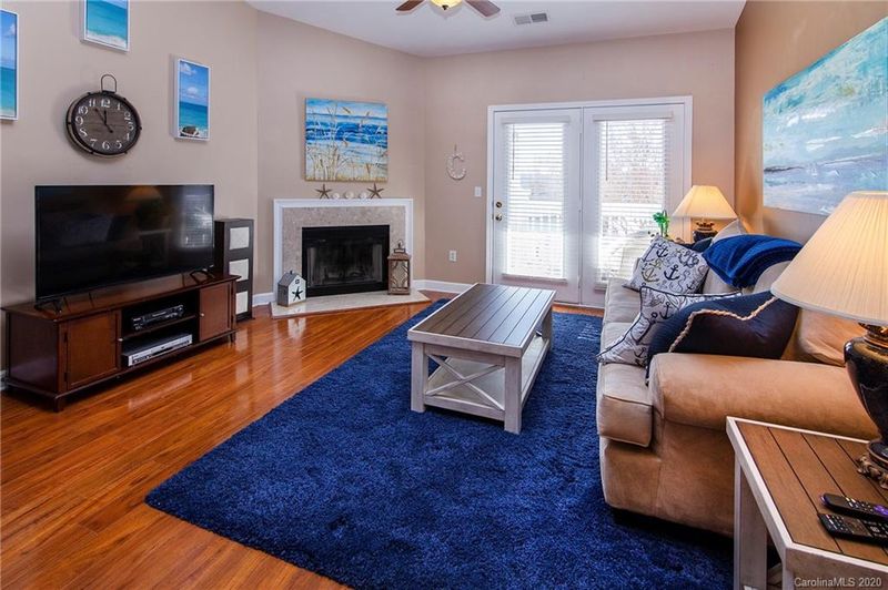 16915 Doe Valley Ct, Cornelius, NC 28031