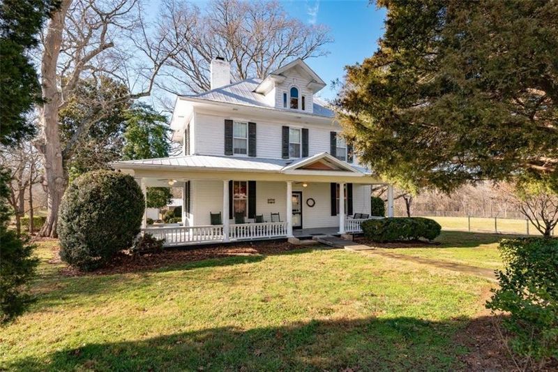 100 2nd St SW, Catawba, NC 28609