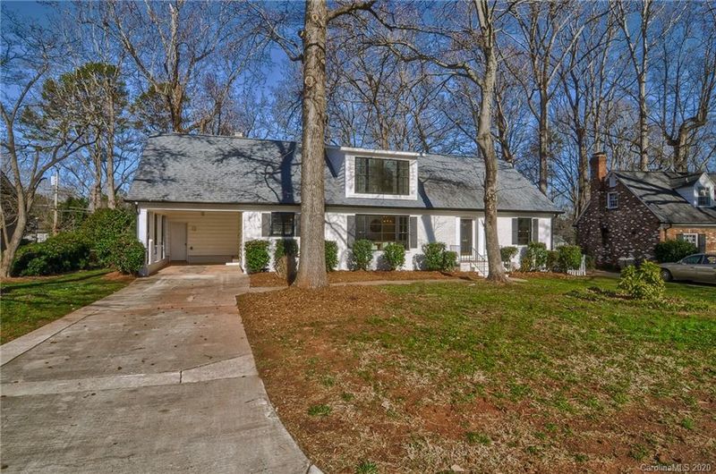 621 Sandridge Rd, Charlotte, NC 28210