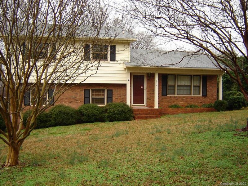 516 Hillsdale Dr, Monroe, NC 28110
