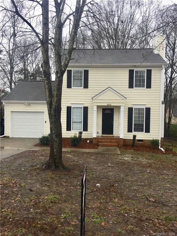 8326 David Lee Ln, Charlotte, NC 28227