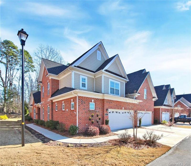 911 Ospre Ln, Fort Mill, SC 29708