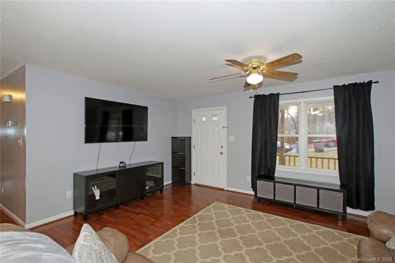 761 N Miller Ave, Statesville, NC 28677