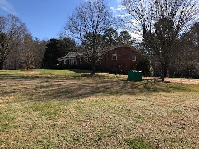 1030 43rd Ave NE, Hickory, NC 28601