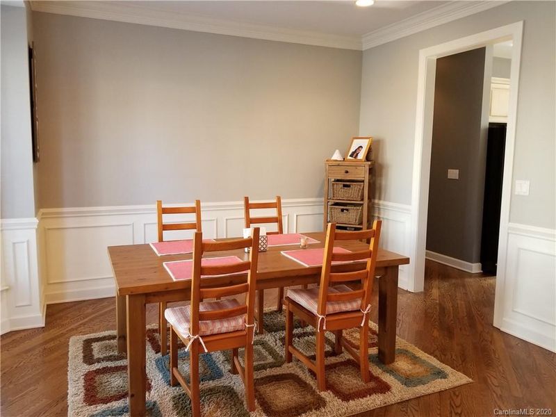 5031 Foxbriar Trl, Charlotte, NC 28269