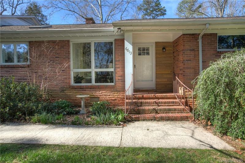 6613 Williams Rd, Charlotte, NC 28215
