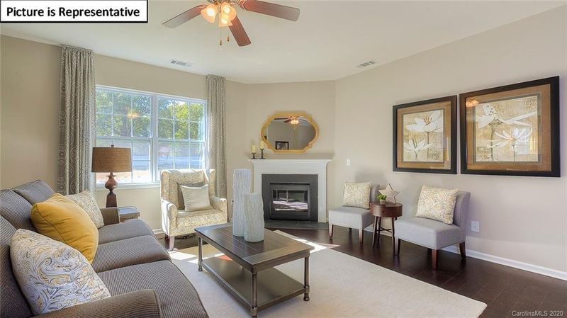 9824 Oak Barrel Ln, Charlotte, NC 28215