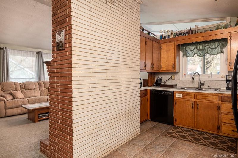 506 Main Ave, Maiden, NC 28650
