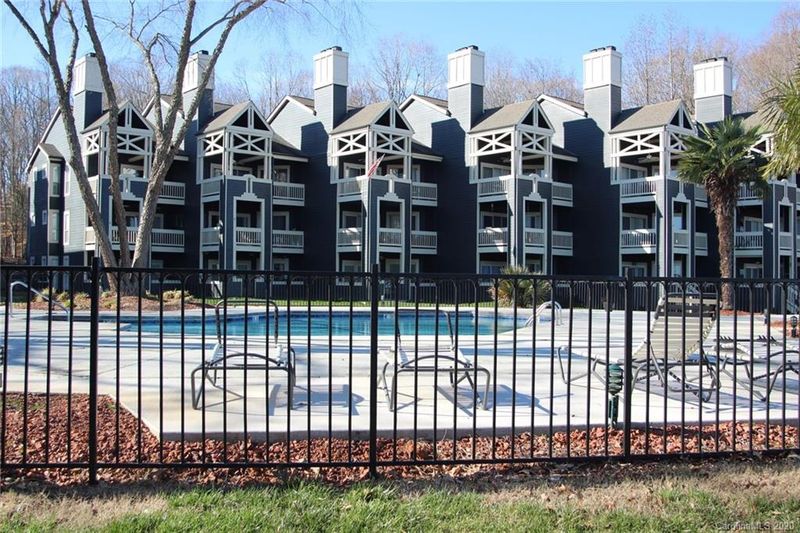 2121 Regatta Ln #309, Denver, NC 28037