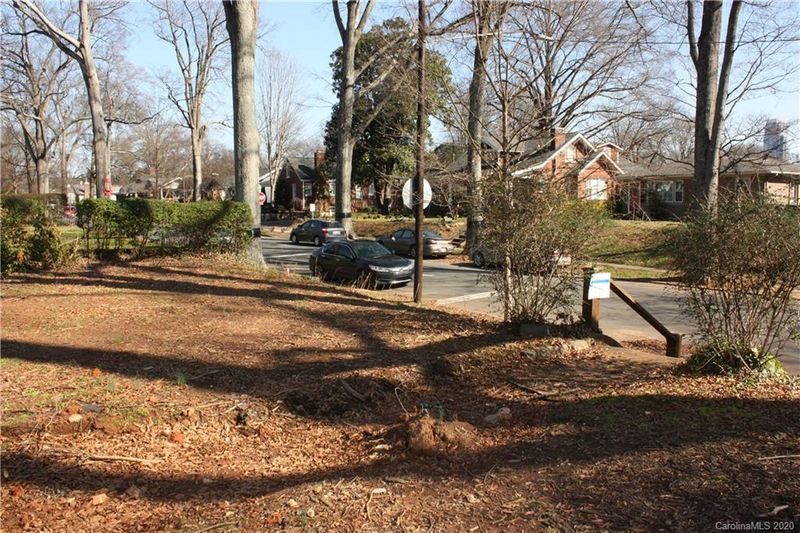 408 Grandin Rd, Charlotte, NC 28208