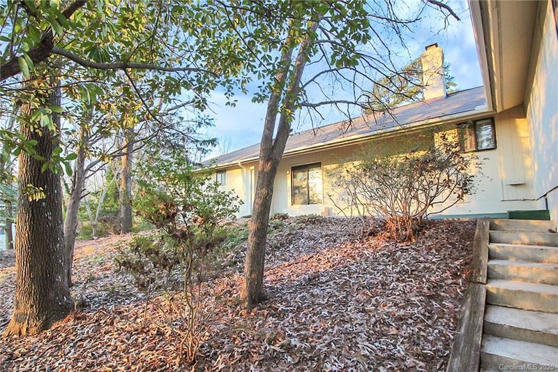 5081 Mariana Ln, Tega Cay, SC 29708