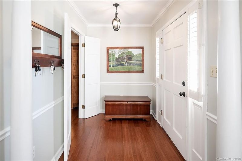 1225 Blossomwood Ln, Matthews, NC 28105